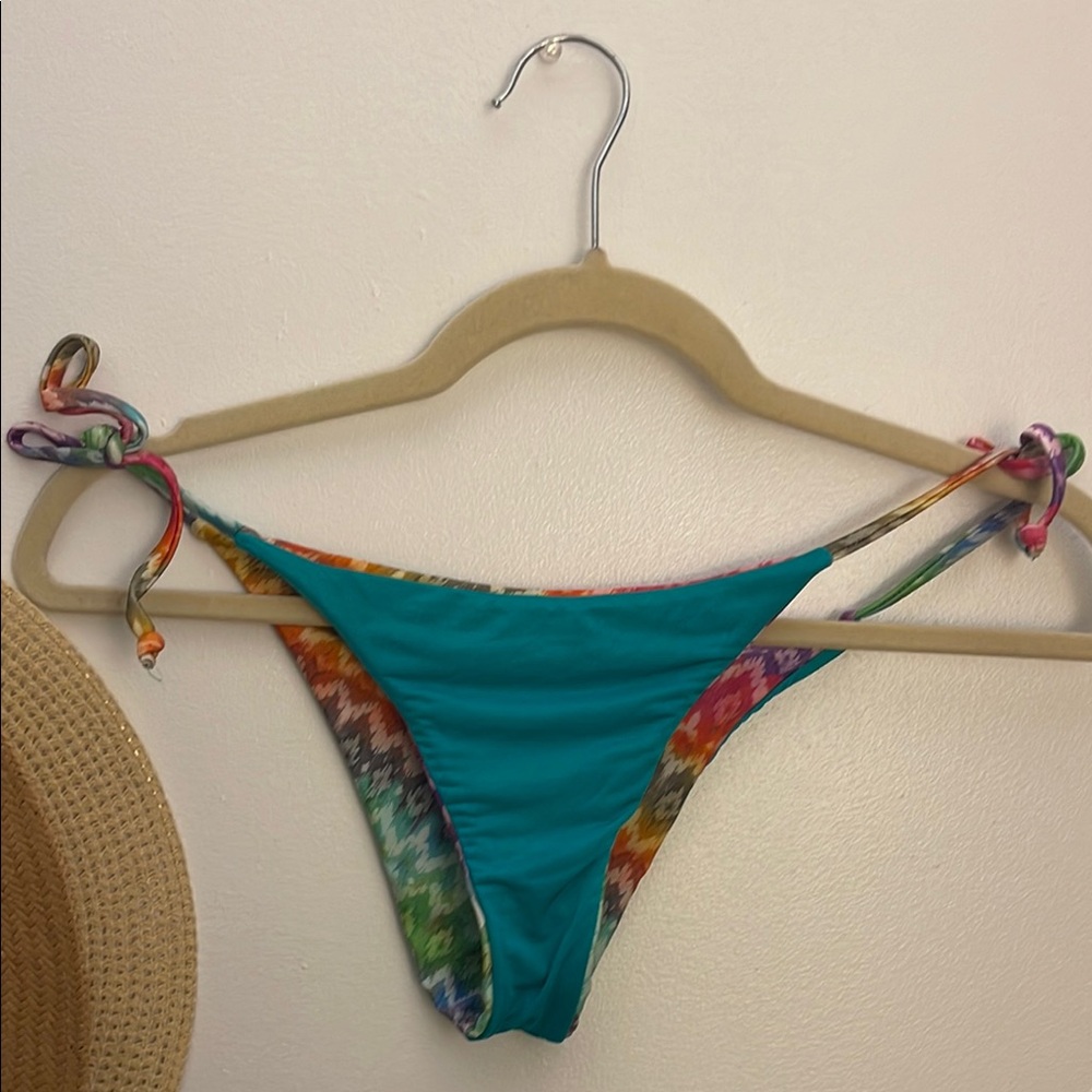 Vibrant Rainbow Triangle Bikini Set - image 6